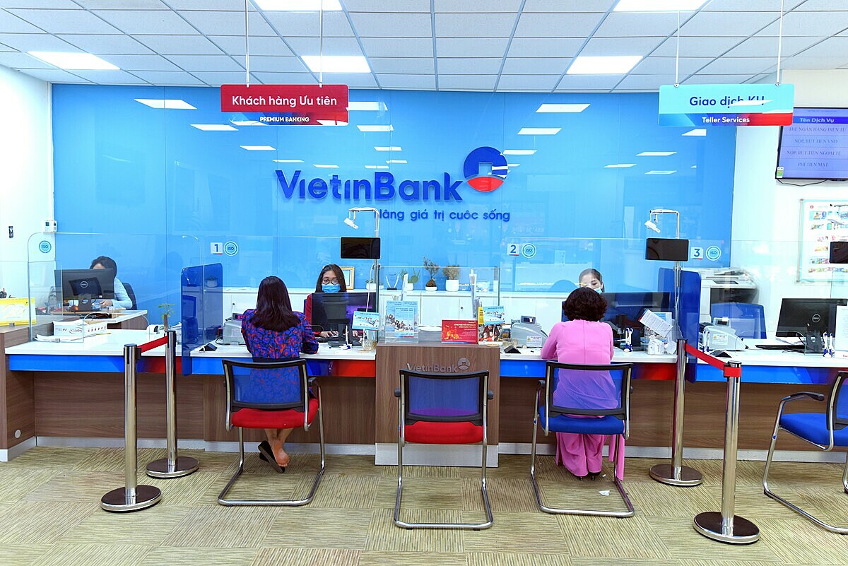 VietinBank ra nghị quyết gia hạn thời gian chuyển nhượng vốn góp